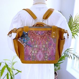 Genuine leather convertible bag from Guatemala